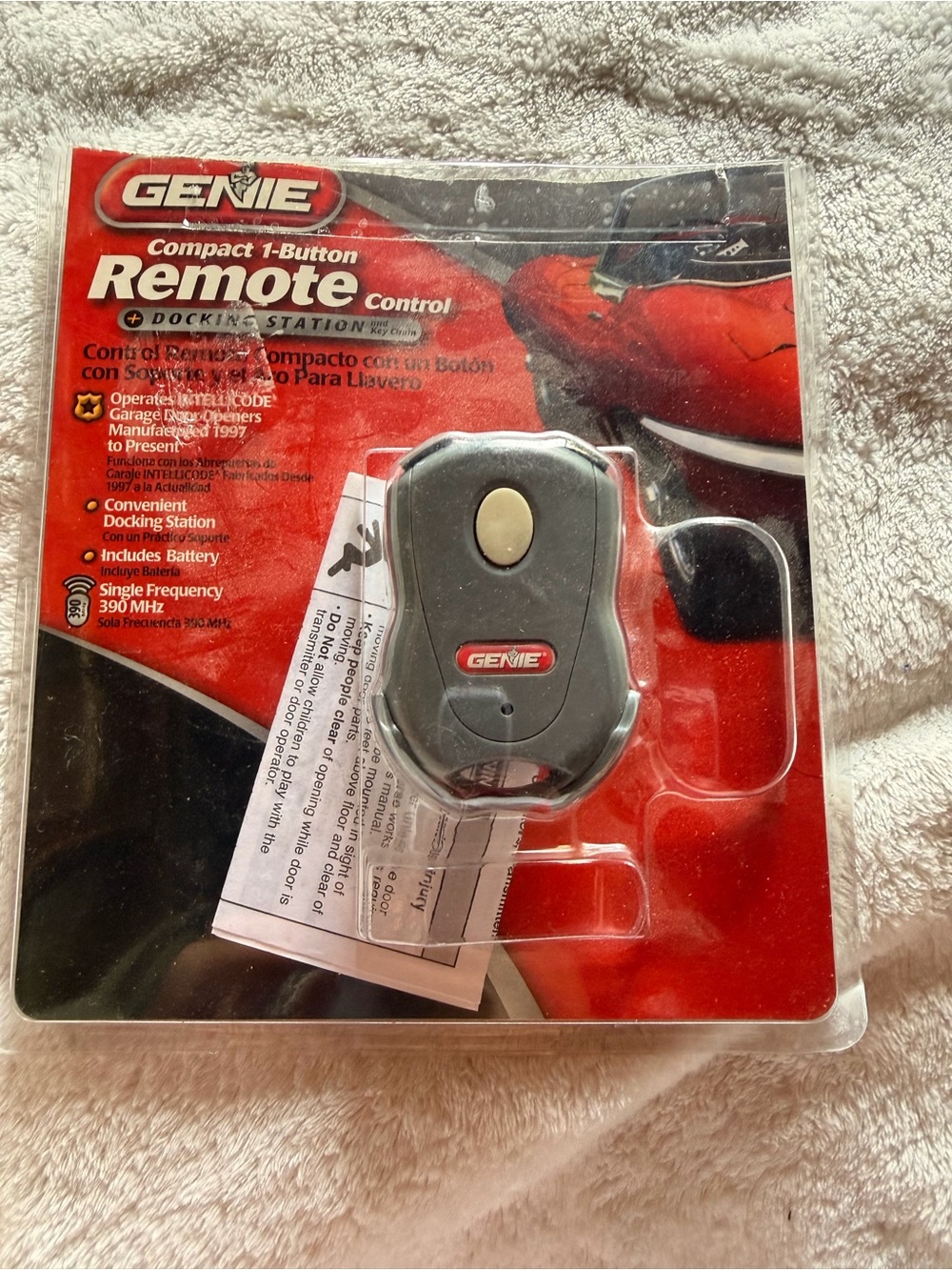 GENIE Compact 1-Button Garage Remote - open box READ DESCRIPTION
